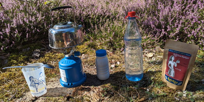 Kola-based tea or cocoa: More effort to prepare, but easier to pack than fizzy drinks