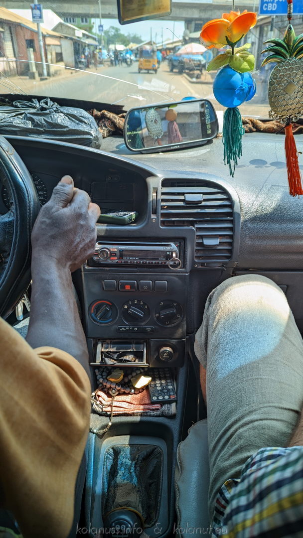A driver’s companion: Kola nuts slowly enjoyed during a long shift